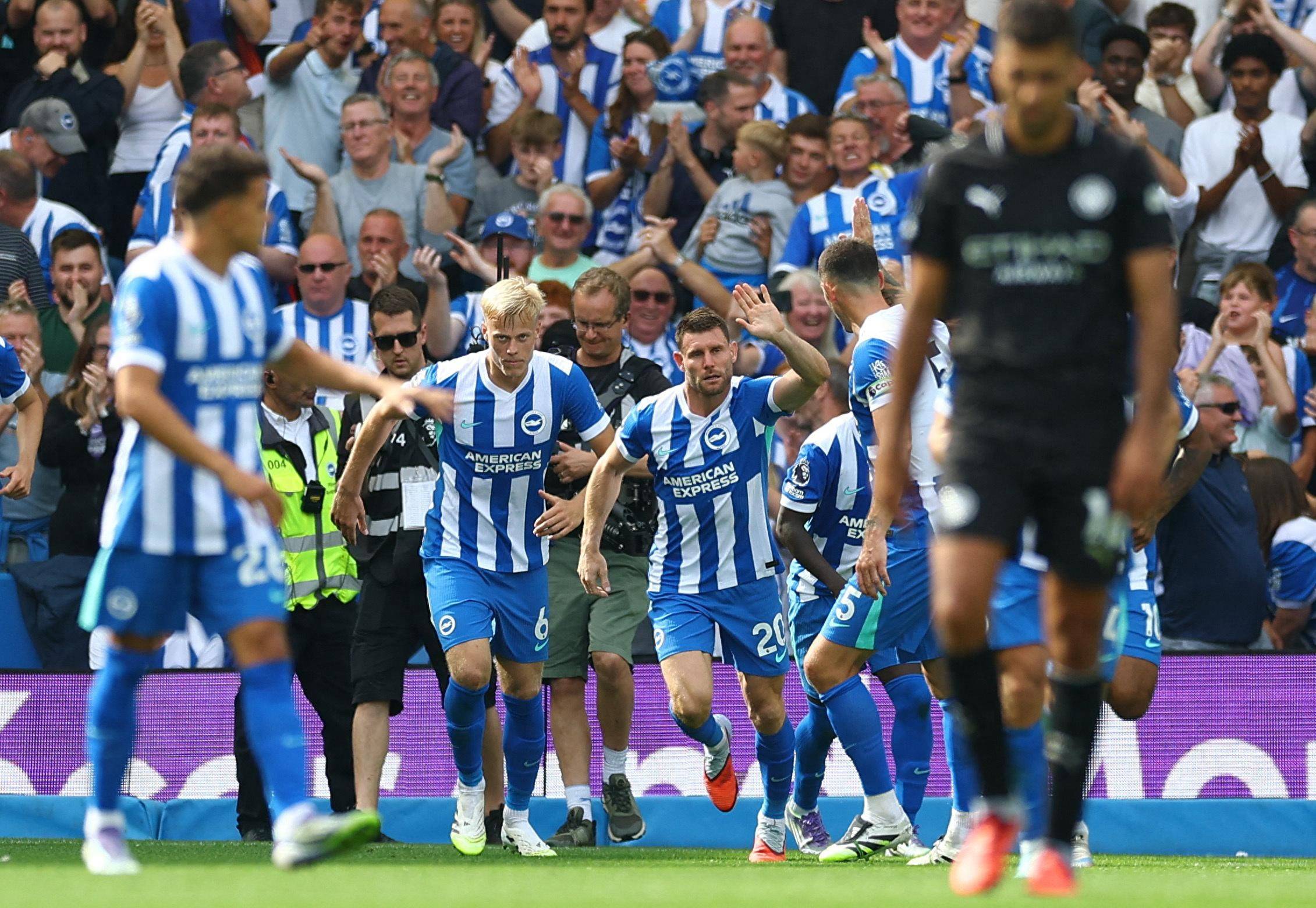 罗体：米兰冬窗寻找吉鲁式中锋，目前正评估菲尔克鲁格